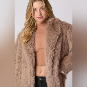 Women's Faux Fur Coat in Taupe